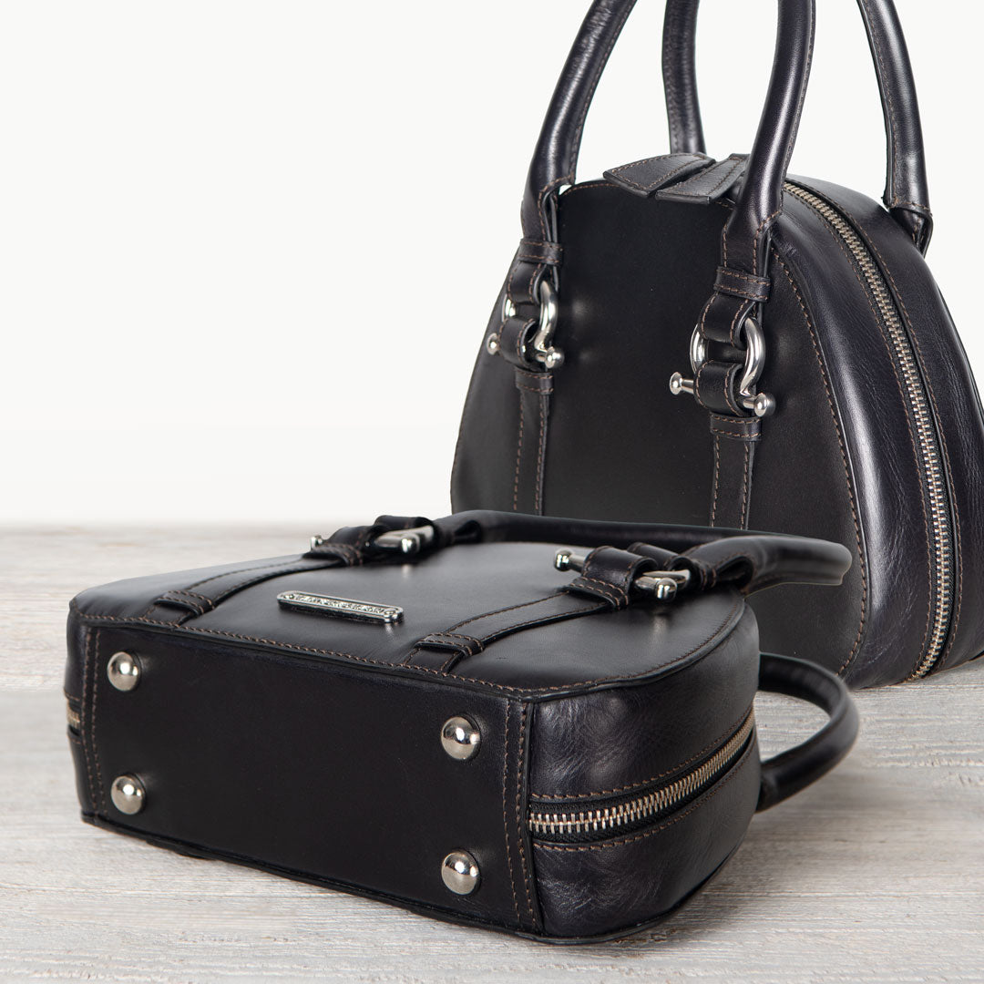 Black vanity bag best sale