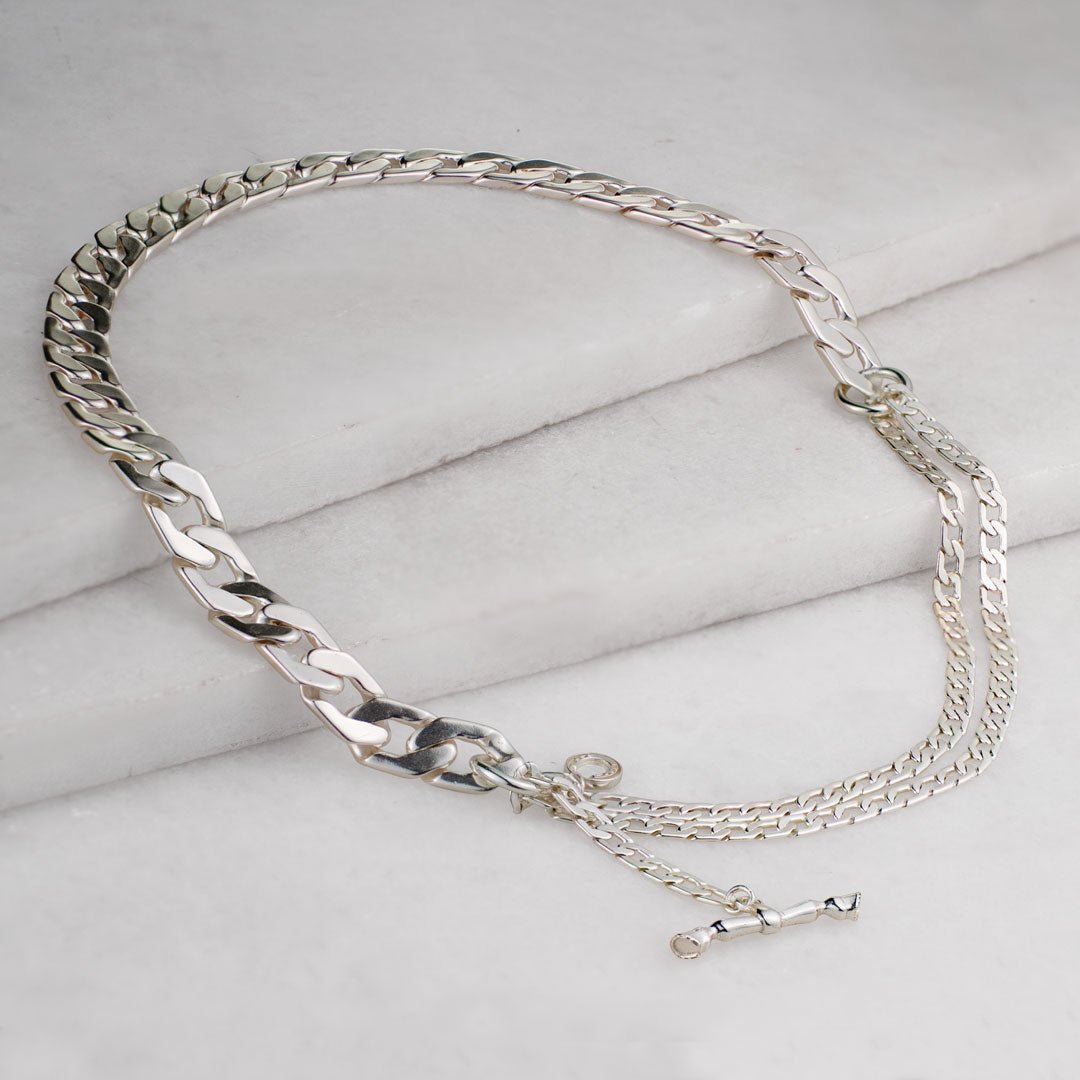 Cadence Silver Equestrian Curb Chain T-Bar Necklace | Urban-Equestrian