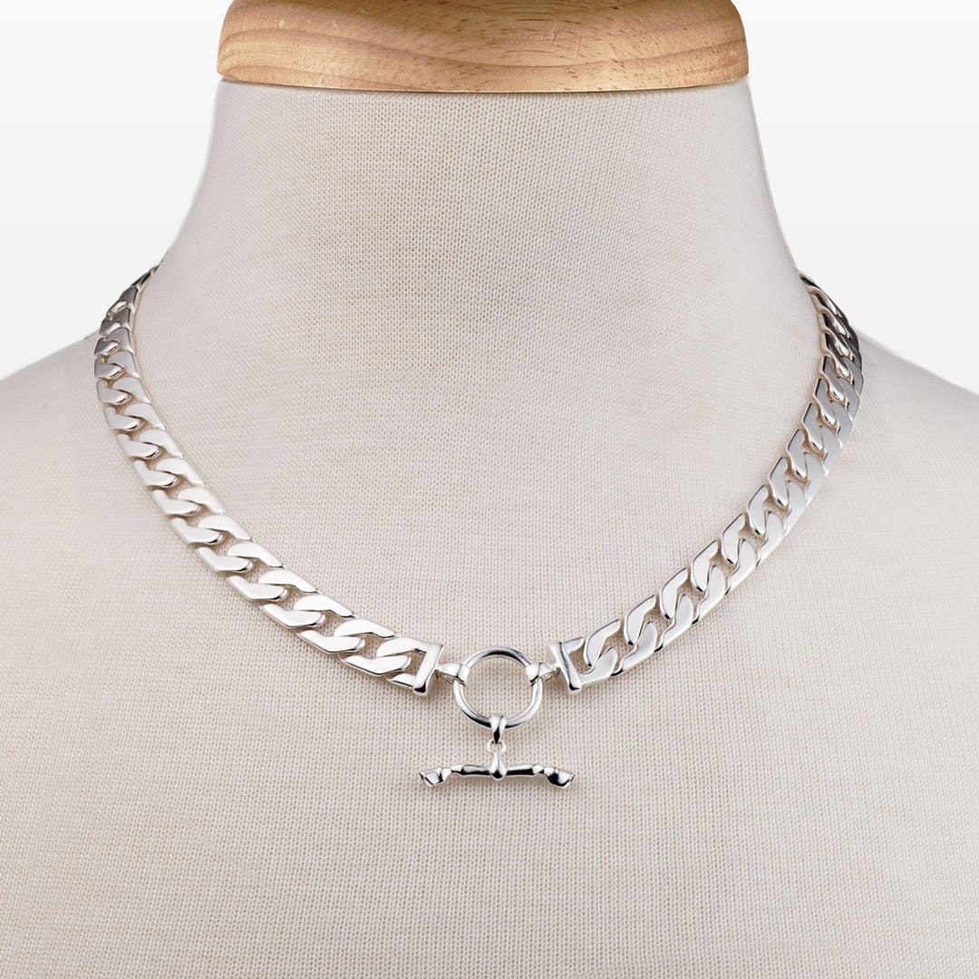 Cadence Silver Equestrian Curb Chain T-Bar Necklace | Urban-Equestrian