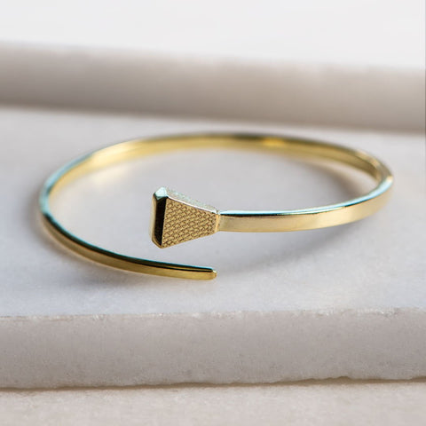 Blacksmith Bangle - Gold - www.urban-equestrian.com