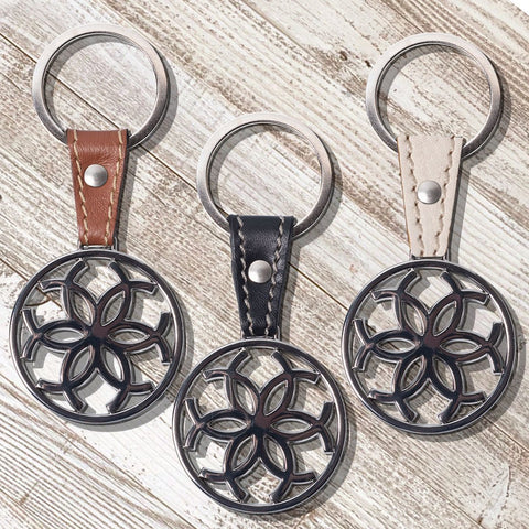Classic Horseshoe Keychain - www.urban-equestrian.com