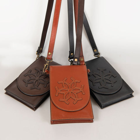 Classique Cell Phone Tote - Dk Brown Leather - www.urban-equestrian.com