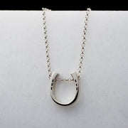 Classique Horseshoe & Chain Necklace Silver - www.urban-equestrian.com