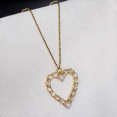 Keepsake Moonstone Heart - Gold - www.urban-equestrian.com