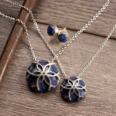 Lapis Lazuli Medallion Horseshoe Necklace - www.urban-equestrian.com