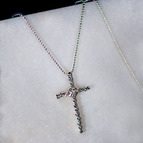 Lariat Cross Necklace - Silver - www.urban-equestrian.com