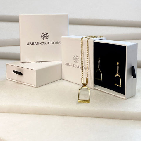 Lariat Horseshoe Necklace - Gold - www.urban-equestrian.com