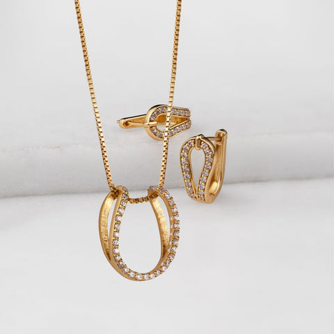 Levade - Gold - www.urban-equestrian.com