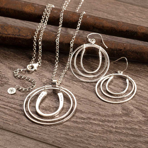 Luck N Rings Horseshoe Necklace - Silver - www.urban-equestrian.com