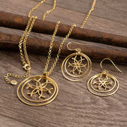 Medallion Horseshoe Earrings- Gold - www.urban-equestrian.com
