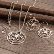 Medallion N Rings Horseshoe Necklace - Silver - www.urban-equestrian.com