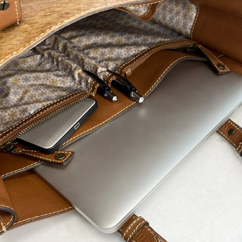 Mirada Cowhide Tote Bag - Chestnut - www.urban-equestrian.com
